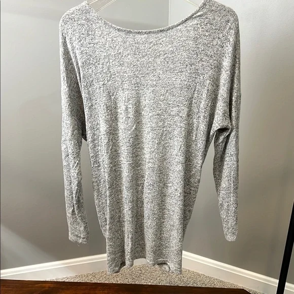 Backless Long Sleeve Sweater - Picture 1 of 3